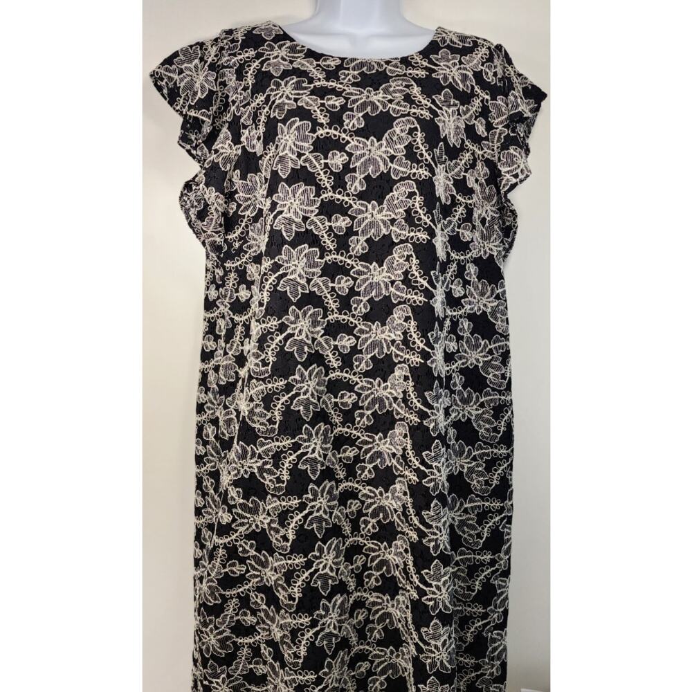 Ann Taylor Women Embroidered Lace Dress‎ Size 18 Romantic Career Flutter